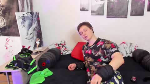 Alex WandHot online show from February 6, 2025, 6:29 am