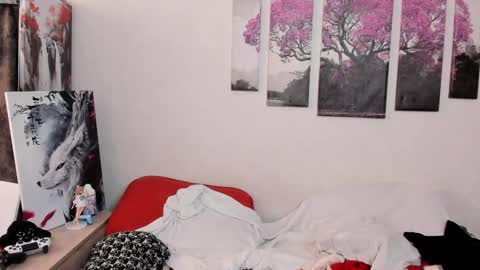 Alex WandHot online show from February 10, 2025, 9:14 am