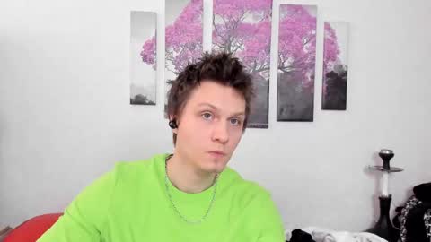 Alex WandHot online show from February 25, 2025, 6:25 am