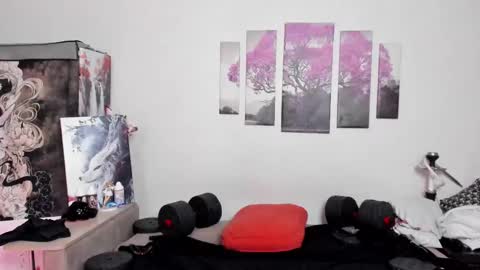 Alex WandHot online show from February 27, 2025, 4:32 pm