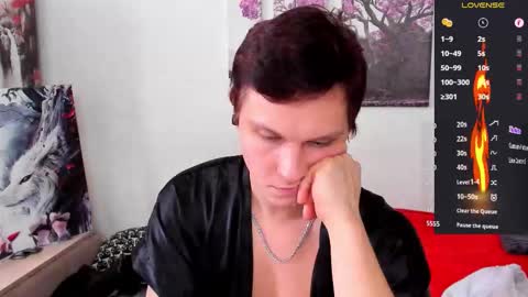 Alex WandHot online show from October 22, 2025, 5:52 am