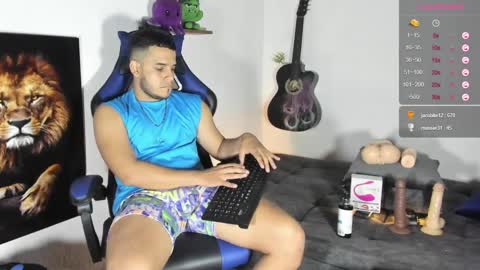 Alex Woll online show from February 9, 2025, 3:32 am