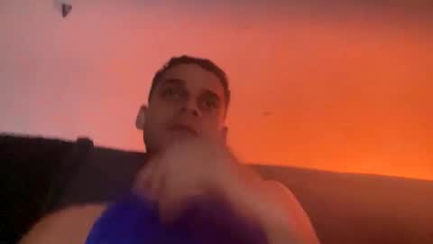 Alex Woll online show from November 16, 2025, 7:03 am