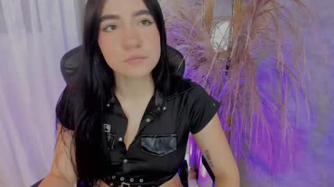 Snapshot of alexa_foxx27 chatting on June 3, 2026, 8:14 pm alexa_foxx27 online show from June 3, 2026, 8:14 pm