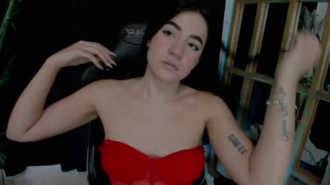 Snapshot of alexa_foxx27 chatting on June 6, 2026, 8:02 pm alexa_foxx27 online show from June 6, 2026, 8:02 pm