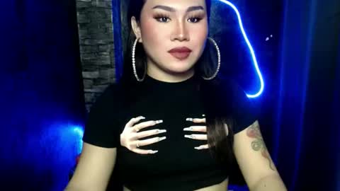 alexa_hansung online show from October 13, 2025, 11:43 am