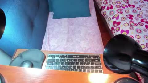 Snapshot of alexa_latina chatting on July 24, 2026, 4:05 pm alexa latina online show from July 24, 2026, 4:05 pm