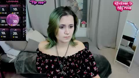 alexa_lexi online show from October 5, 2025, 11:08 am