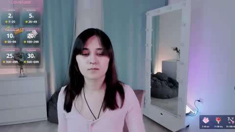 alexa_lexi online show from March 25, 2026, 10:54 am