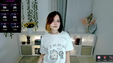 Snapshot of alexa_lexi chatting on June 4, 2026, 10:43 am alexa_lexi online show from June 4, 2026, 10:43 am