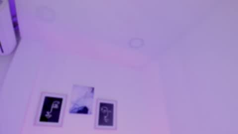 Alexa Millers online show from February 13, 2025, 7:45 am