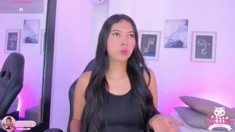 Alexa Millers online show from October 14, 2025, 4:13 am