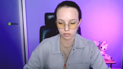 alexa_night_ online show from September 16, 2025, 1:12 pm