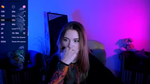 alexa_night_ online show from October 18, 2025, 8:42 pm