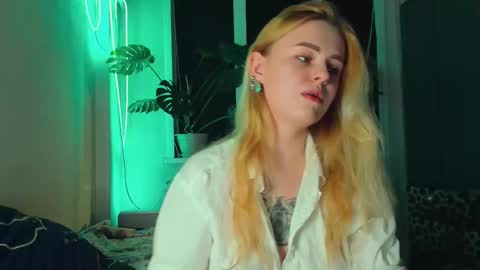 alexa_pirs online show from March 4, 2025, 10:38 pm