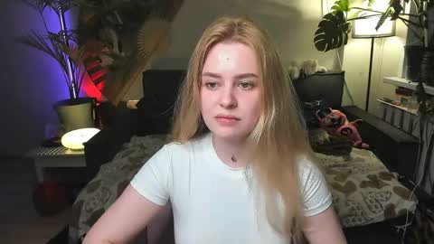 Snapshot of alexa_pirs chatting on May 16, 2026, 7:34 pm alexa_pirs online show from May 16, 2026, 7:34 pm