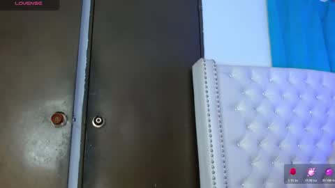   online show from November 15, 2025, 3:30 pm