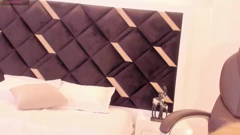 Alexa Handler online show from November 28, 2025, 10:56 pm