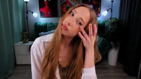 AlexaHarmon online show from November 24, 2025, 6:24 am