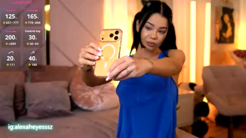 Snapshot of alexaheyess chatting on May 13, 2026, 4:32 am Alexa online show from May 13, 2026, 4:32 am