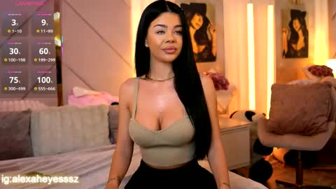 Snapshot of alexaheyess chatting on May 18, 2026, 4:29 am Alexa online show from May 18, 2026, 4:29 am