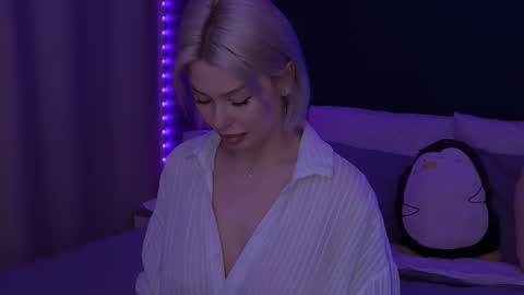 Alexa Mason online show from September 15, 2025, 2:11 am