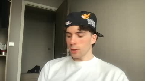 Snapshot of alexander0_ chatting on February 26, 2026, 10:25 am Alexander online show from February 26, 2026, 10:25 am