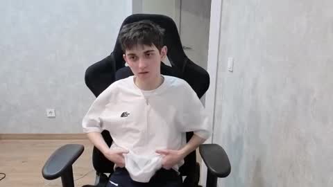 Alexander online show from April 4, 2026, 7:11 pm