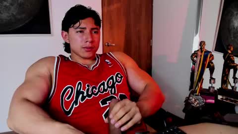 Snapshot of alexander_classy chatting on May 27, 2026, 12:40 am Alex online show from May 27, 2026, 12:40 am