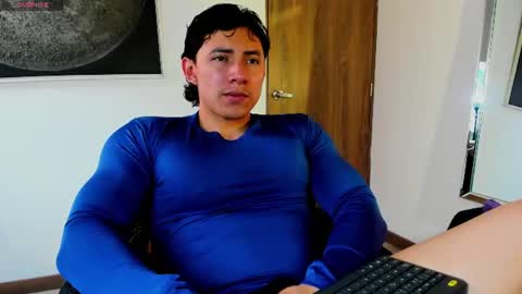 Snapshot of alexander_classy chatting on June 14, 2026, 9:28 pm Alex online show from June 14, 2026, 9:28 pm