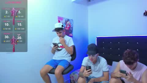 alexander_hot_20 online show from March 13, 2026, 11:55 pm