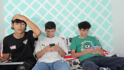 chicos hot online show from December 14, 2024, 8:08 pm