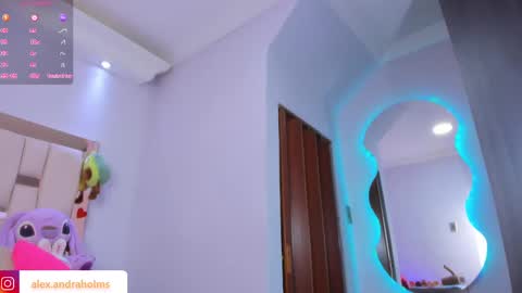 alexandra_holms1 online show from September 9, 2025, 8:52 pm