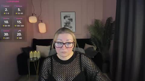 Alexandra online show from March 11, 2025, 9:26 pm