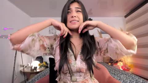 Alexandra Rodriguez online show from January 14, 2025, 11:37 pm