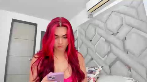 Alexandra ig  alexandraax09  online show from April 20, 2026, 3:04 pm