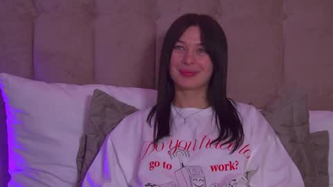 AlexandraBloom online show from January 27, 2025, 12:33 am