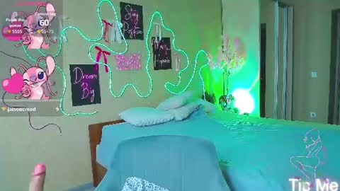 alexandracandy online show from July 28, 2026, 3:21 pm