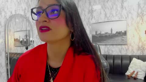 Alexandra Milff  online show from November 24, 2025, 3:50 am