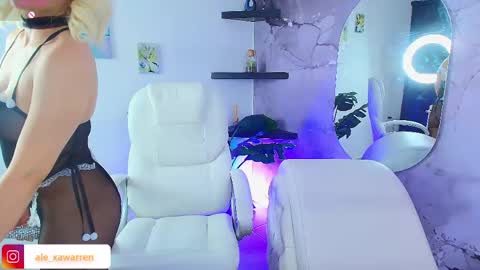 alexawarren_ online show from April 24, 2026, 5:26 pm