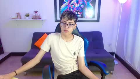 alex online show from April 22, 2026, 1:56 pm