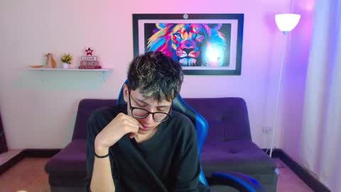 alex online show from June 3, 2026, 2:33 pm