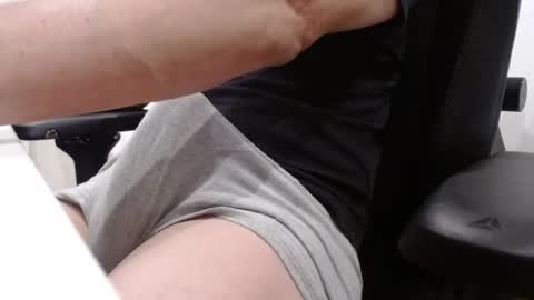 alexhunter4u online show from July 13, 2026, 9:28 pm