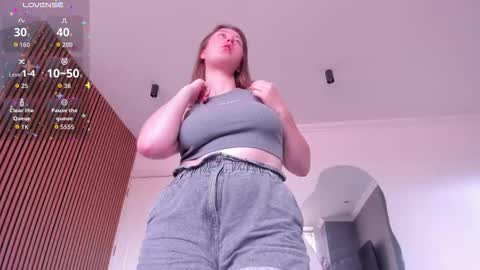 Alexia online show from November 27, 2025, 5:04 pm