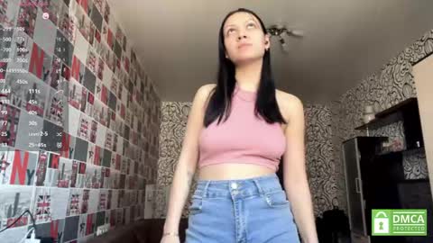 Emila online show from May 9, 2026, 8:41 am