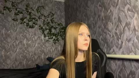 Alexia online show from May 26, 2026, 1:51 pm