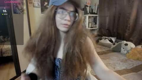 alexiamaiex online show from November 22, 2025, 11:48 pm