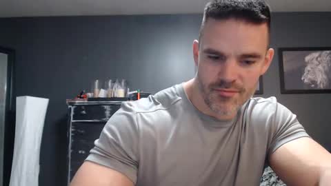 Snapshot of alexiarain chatting on December 22, 2025, 2:41 am Alex online show from December 22, 2025, 2:41 am