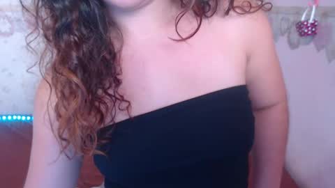 Alexia online show from March 11, 2025, 6:08 pm