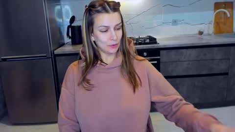 Alexia online show from February 24, 2025, 8:58 pm